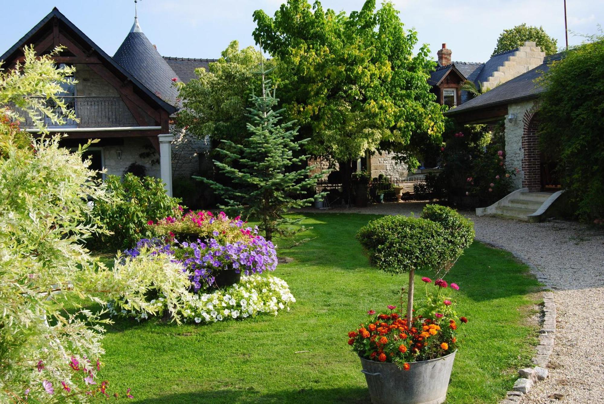Les Insolites Du Grand Logis Marchais  Exteriör bild